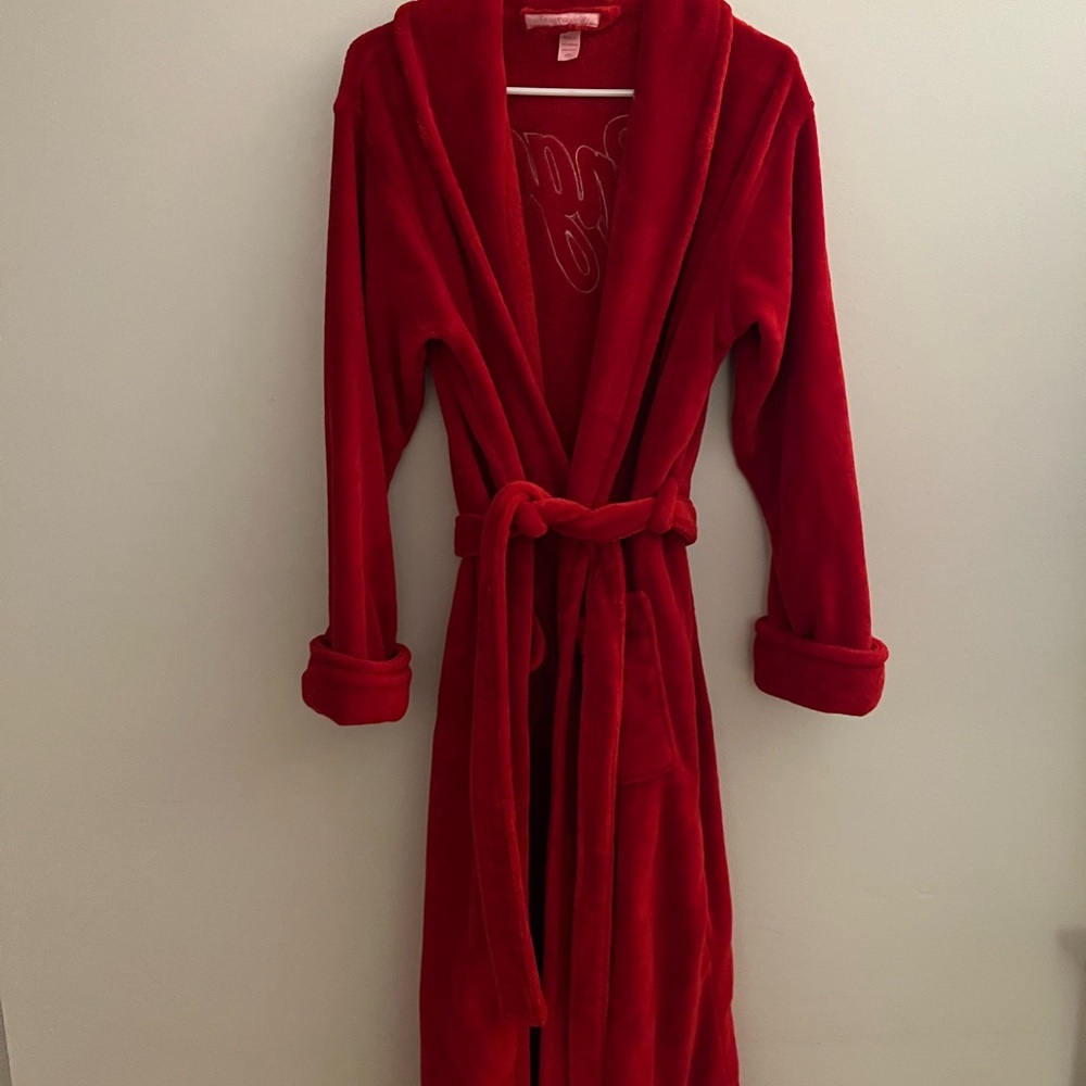 Victoria's Secret Red Plush “Angel” Robe Size Medium - Picture 5 of 6